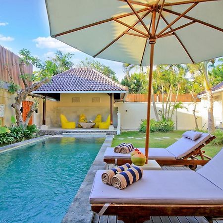 Uma Lima Villa Batu Belig - Close To The Beach Canggu Eksteriør bilde