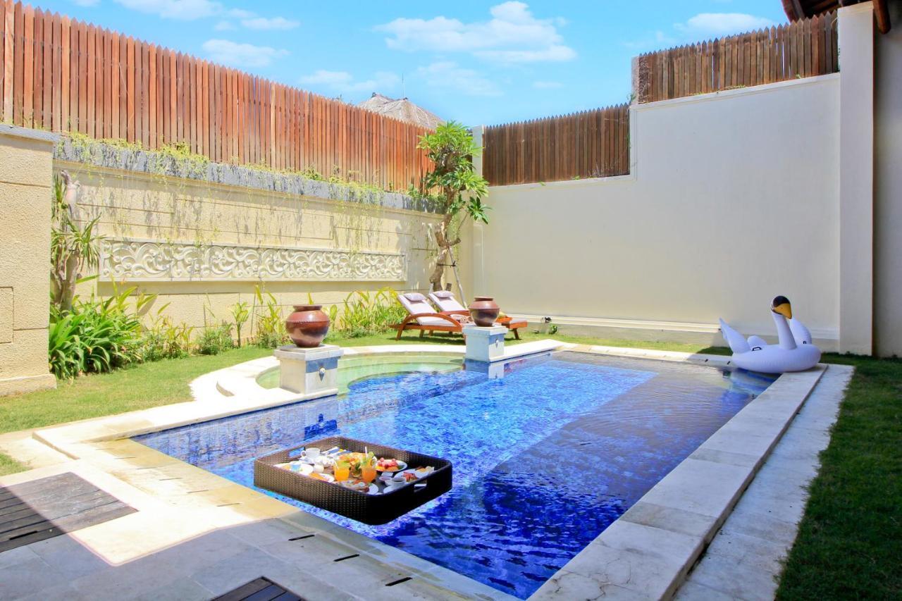 Uma Lima Villa Batu Belig - Close To The Beach Canggu Eksteriør bilde