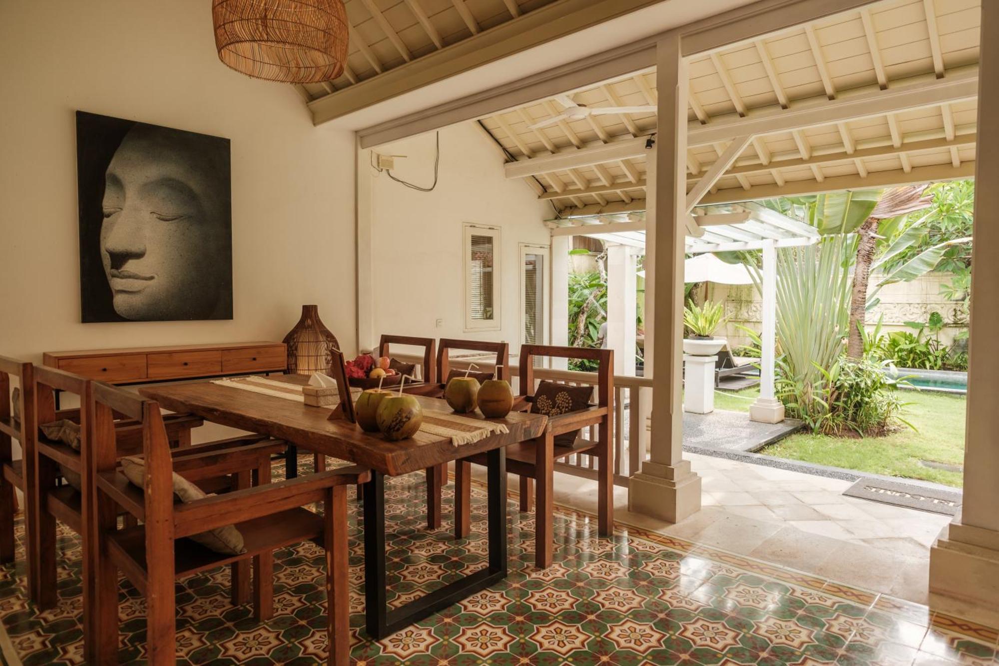 Uma Lima Villa Batu Belig - Close To The Beach Canggu Eksteriør bilde