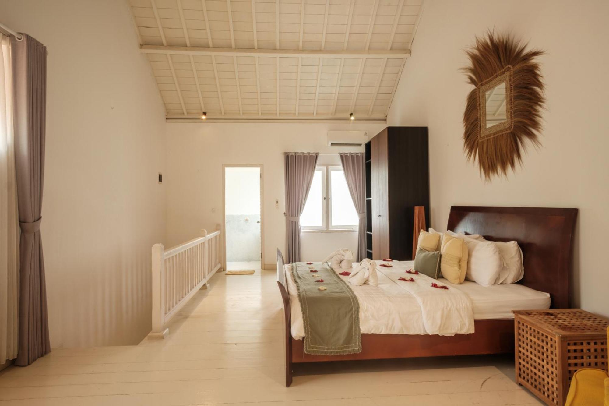 Uma Lima Villa Batu Belig - Close To The Beach Canggu Eksteriør bilde