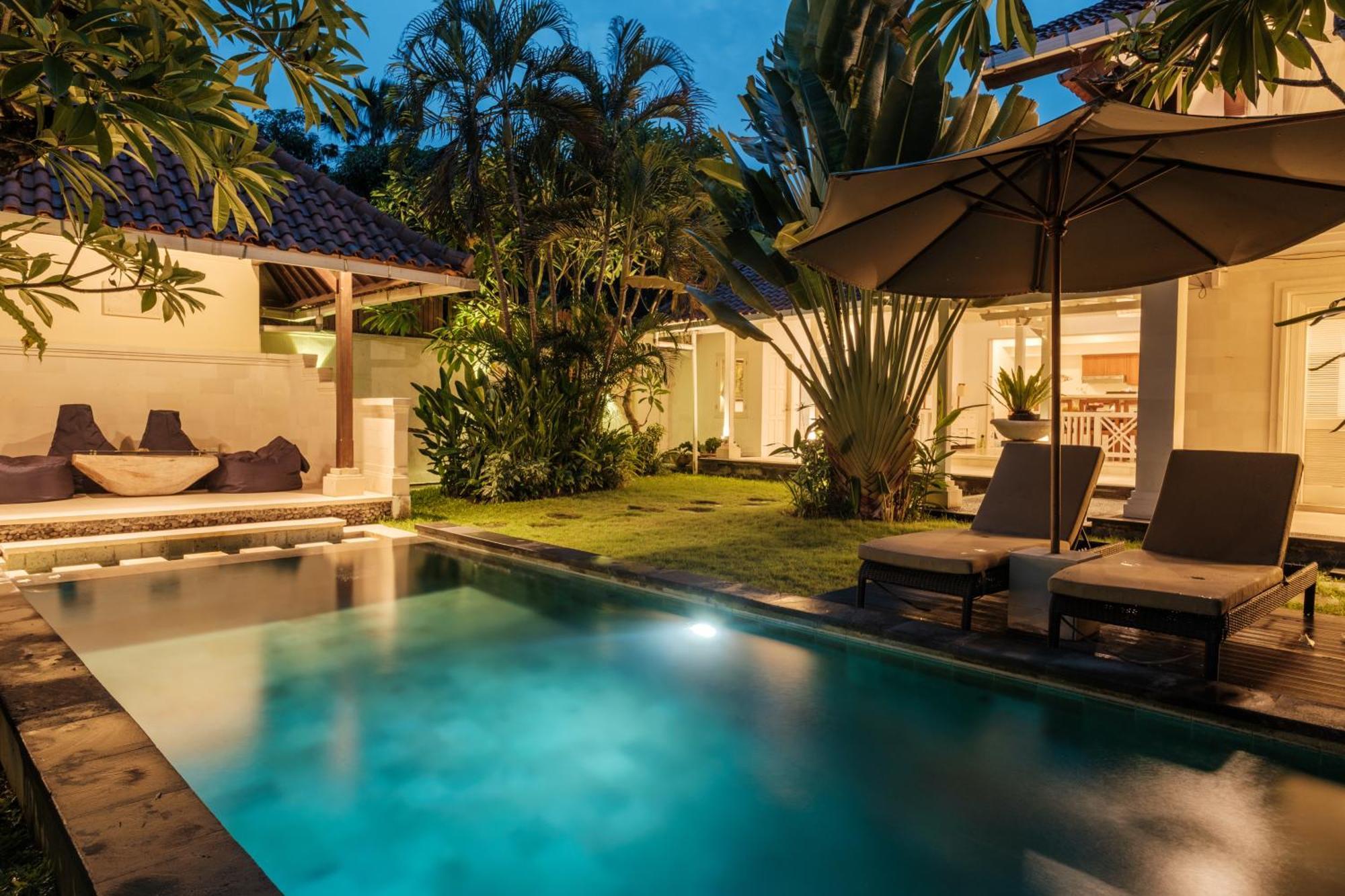 Uma Lima Villa Batu Belig - Close To The Beach Canggu Eksteriør bilde