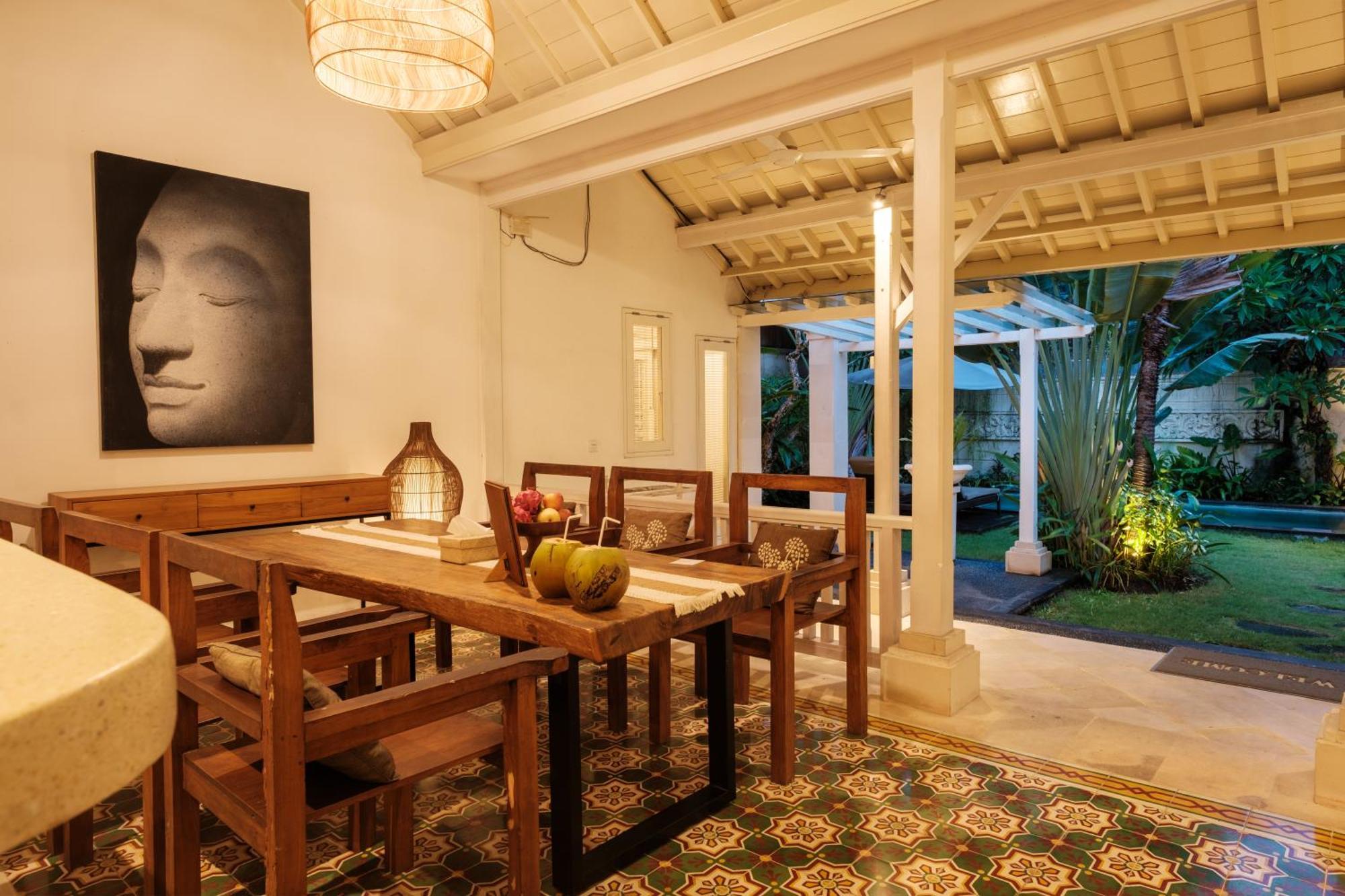 Uma Lima Villa Batu Belig - Close To The Beach Canggu Eksteriør bilde