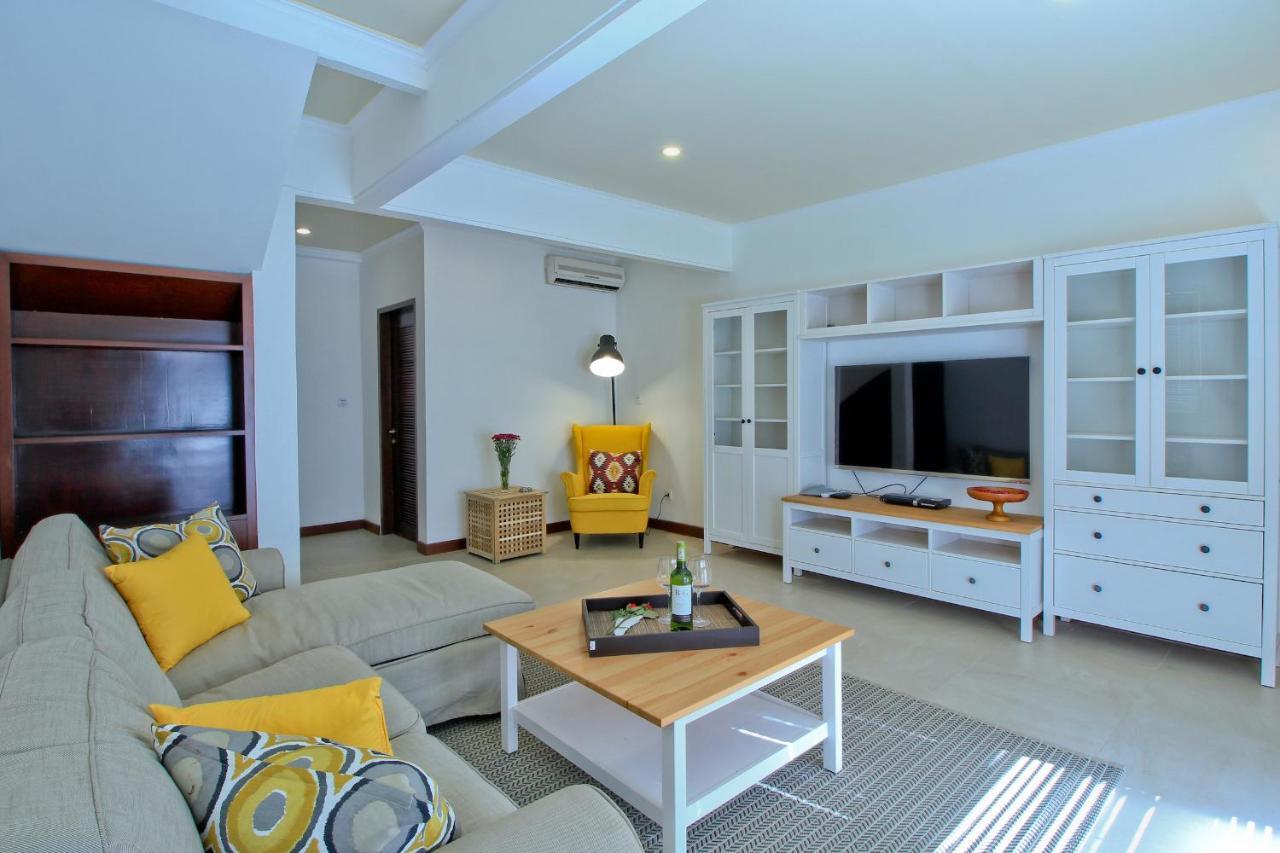 Uma Lima Villa Batu Belig - Close To The Beach Canggu Eksteriør bilde