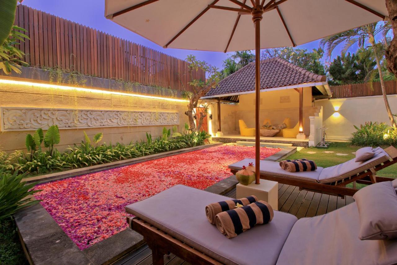 Uma Lima Villa Batu Belig - Close To The Beach Canggu Eksteriør bilde