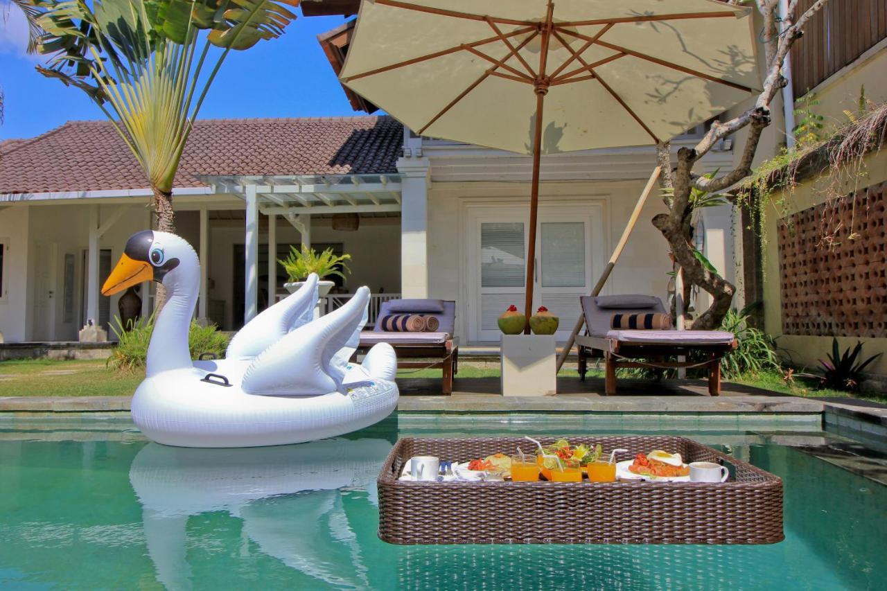 Uma Lima Villa Batu Belig - Close To The Beach Canggu Eksteriør bilde