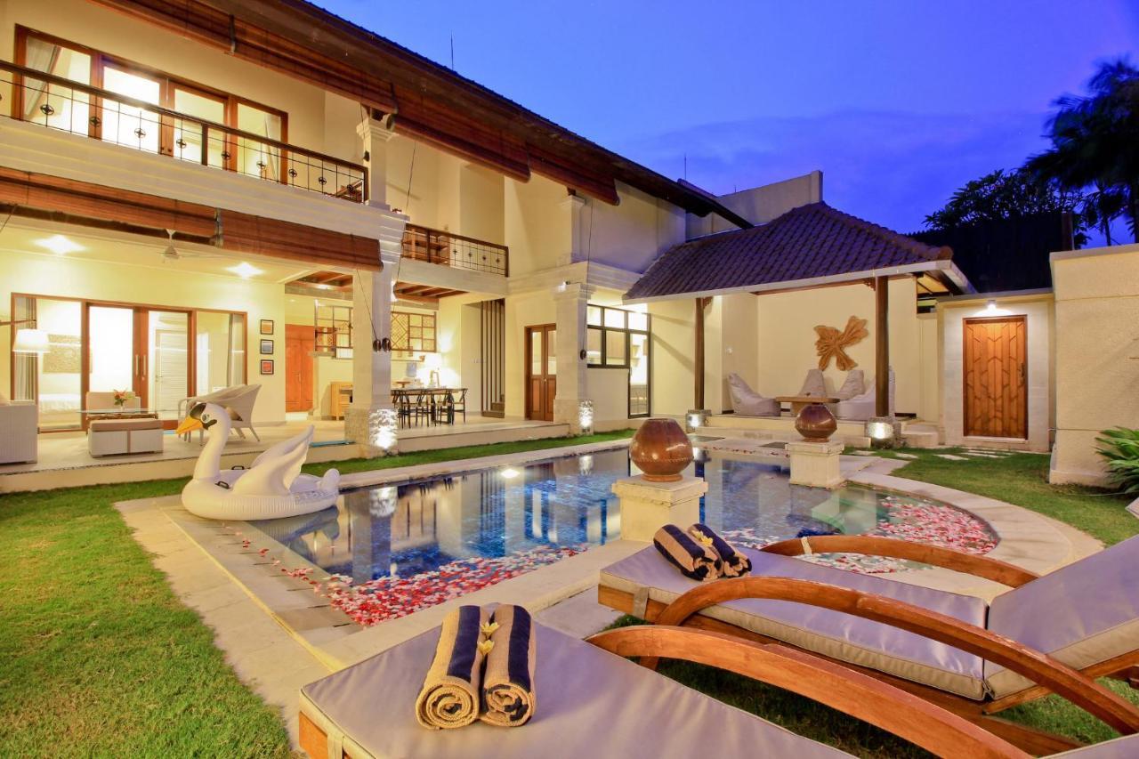 Uma Lima Villa Batu Belig - Close To The Beach Canggu Eksteriør bilde